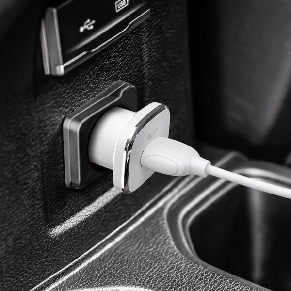 In-car charger BZ12A Lasting power QC3.0 set with cable - Image 3